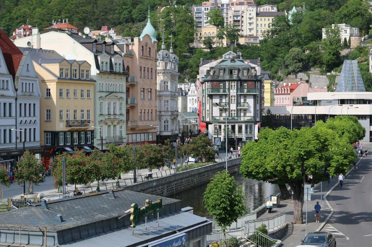 Riverside Apartments Thalia Karlovy Vary Kültér fotó